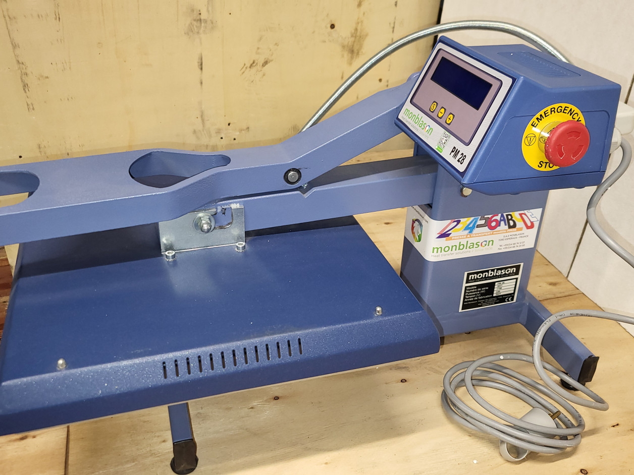 presse vue de profil