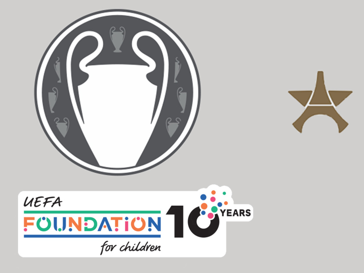 PACK BADGE UCL TITLE HOLDER + STAR + UEFA FONDATION